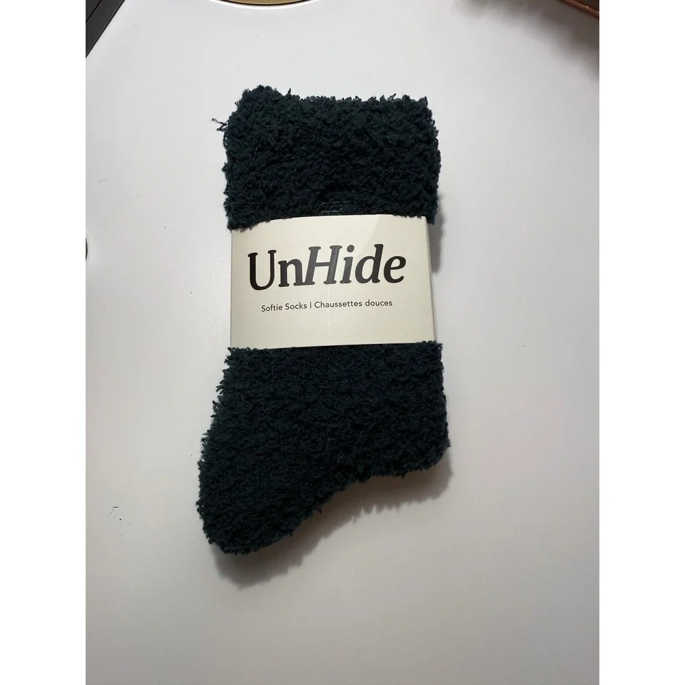 UnHide Softie Socks Forest‎ Green Faux Fur Plush Cozy Lounging Crew Socks NEW